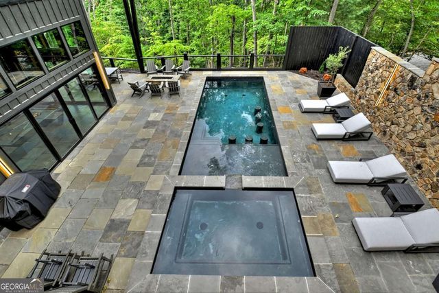 415 Green Ridge Trail, Blue Ridge, GA 30513