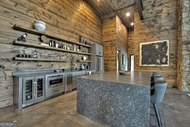 415 Green Ridge Trail, Blue Ridge, GA 30513