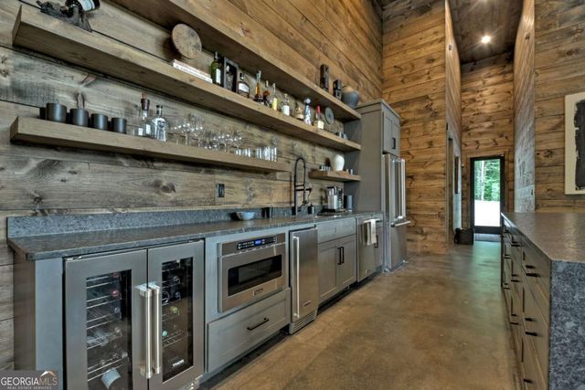 415 Green Ridge Trail, Blue Ridge, GA 30513