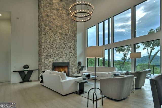 415 Green Ridge Trail, Blue Ridge, GA 30513