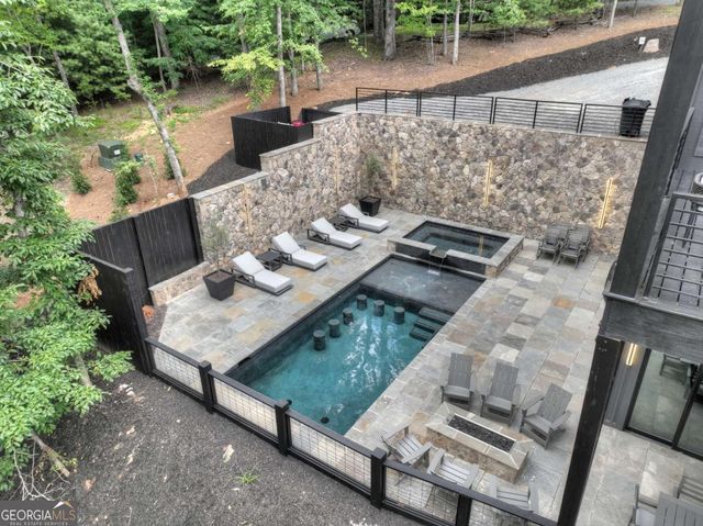 415 Green Ridge Trail, Blue Ridge, GA 30513