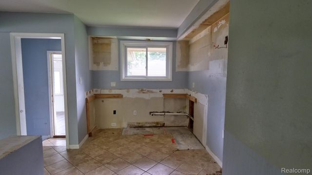 13801 Pearson Street, Oak Park, MI 48237