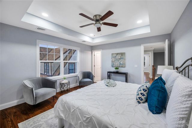 94 Manor Avenue, Hempstead, NY 11550