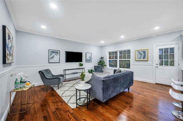 94 Manor Avenue, Hempstead, NY 11550