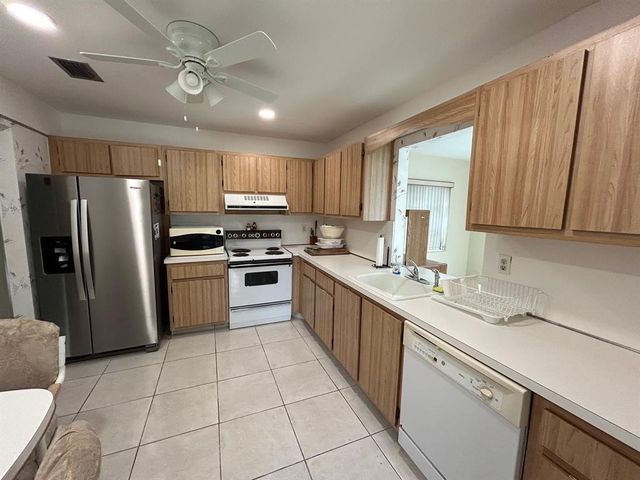 6393 Lasalle Drive, Delray Beach, FL 33484