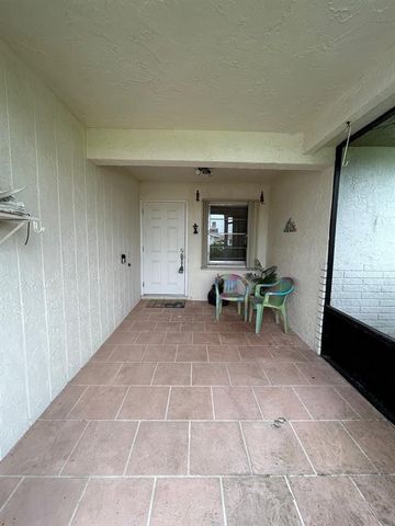 6393 Lasalle Drive, Delray Beach, FL 33484