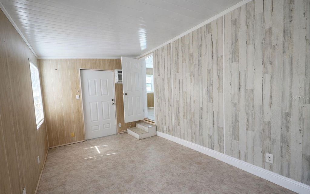 Image 18 of property listing at 1919 PLEASURE DRIVE, Holiday, FL 34691