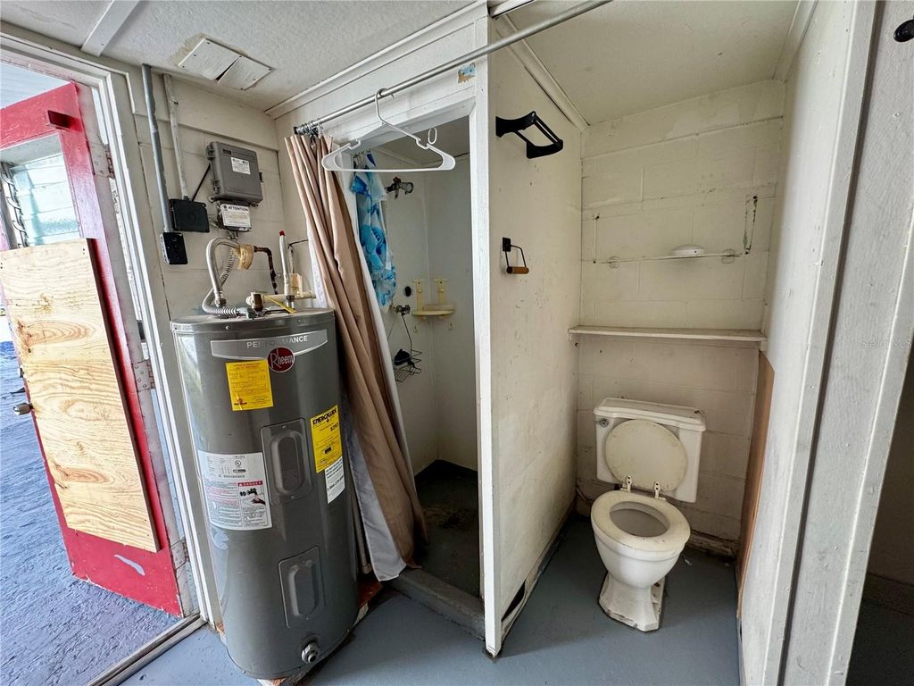 Image 25 of property listing at 1919 PLEASURE DRIVE, Holiday, FL 34691