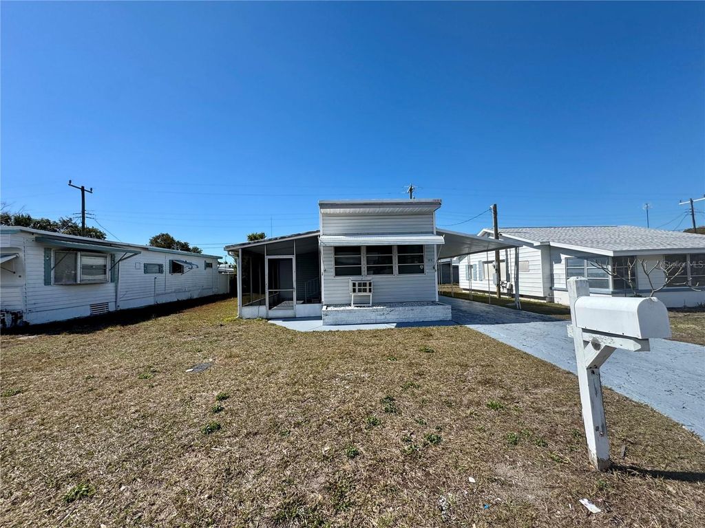 Image 31 of property listing at 1919 PLEASURE DRIVE, Holiday, FL 34691