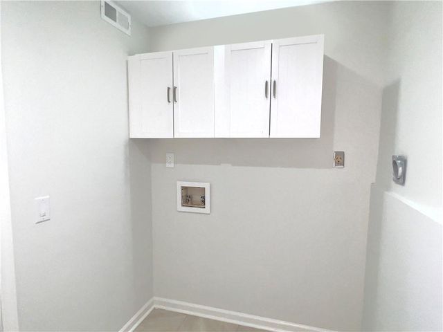 4010 Marshwood Trace, Atlanta, GA 30349