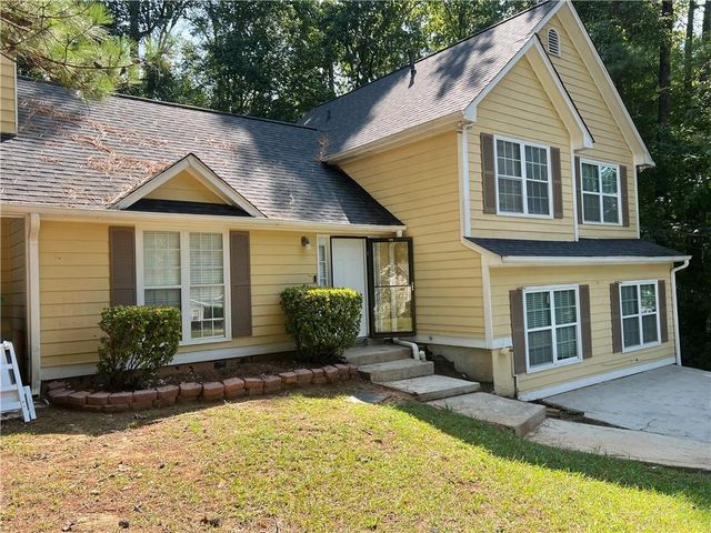 4010 Marshwood Trace, Atlanta, GA 30349