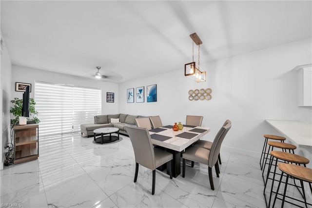 1024 Mainsail DR 512, Naples, FL 34114