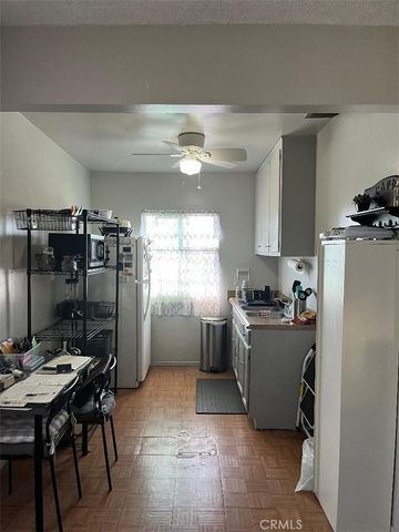 1117 East 85th, Los Angeles, CA 90001