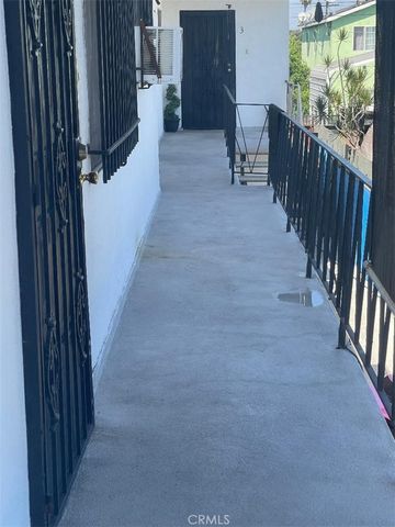 1117 East 85th, Los Angeles, CA 90001