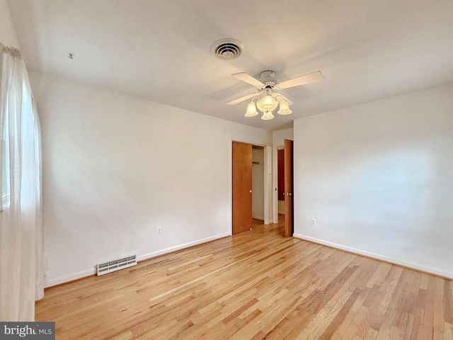 10714 LIVINGSTON RD, Fort Washington, MD 20744