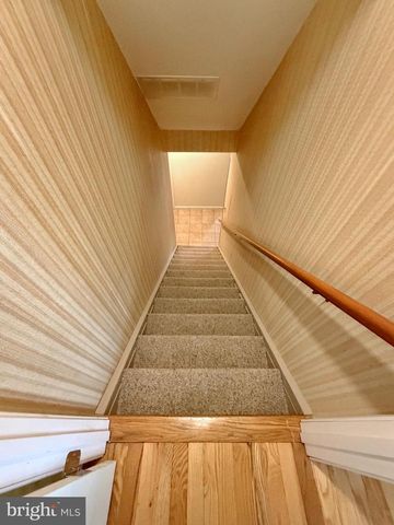 10714 LIVINGSTON RD, Fort Washington, MD 20744