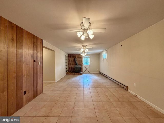 10714 LIVINGSTON RD, Fort Washington, MD 20744