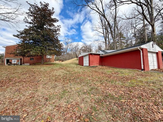 10714 LIVINGSTON RD, Fort Washington, MD 20744