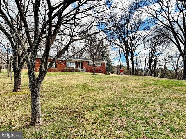 10714 LIVINGSTON RD, Fort Washington, MD 20744