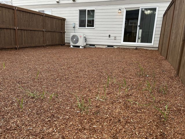 1442 Laura Vista Dr Nw, Albany, OR 97321