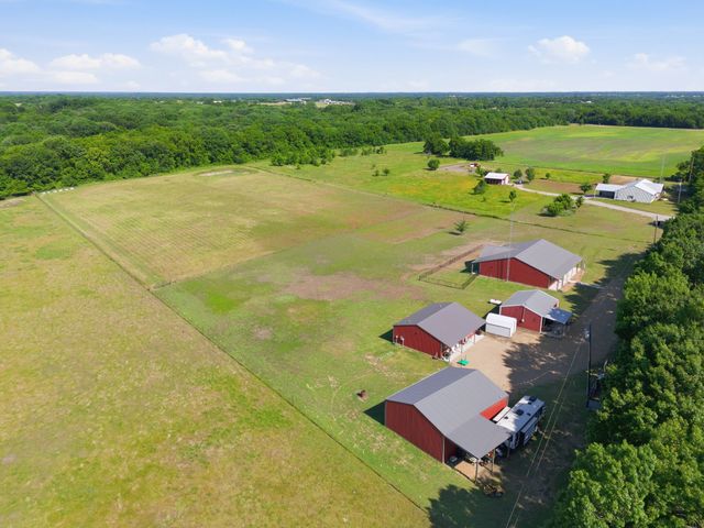 3027 NW State Highway 11, Leonard, TX 75452