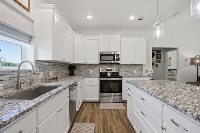 3027 NW State Highway 11, Leonard, TX 75452