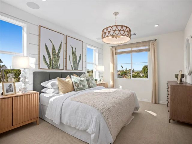 11456 Artesia, Artesia, CA 90701