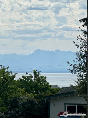 760 El Pozo Street, Coupeville, WA 98239