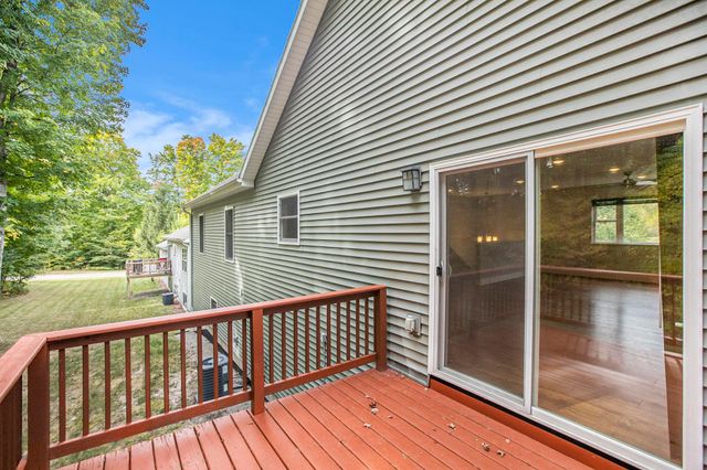 220 Parkview Drive, Paradise Twp, MI 49649