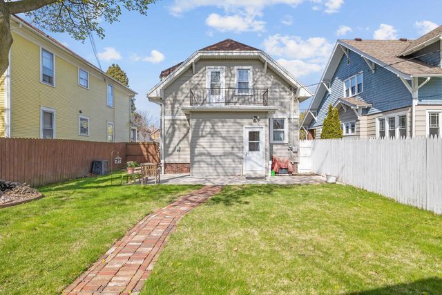 2211 N 8th STREET, Sheboygan, WI 53083