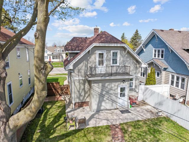 2211 N 8th STREET, Sheboygan, WI 53083
