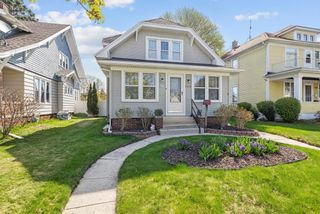 2211 N 8th STREET, Sheboygan, WI 53083