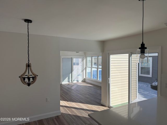 18 Mansfield Avenue, Manchester, NJ 08759