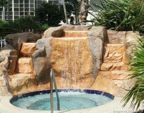 3000 S Ocean Drive 322, Hollywood, FL 33019