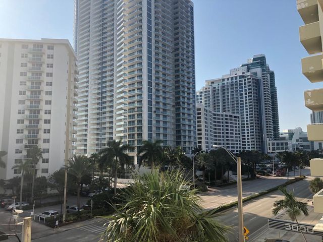 3000 S Ocean Drive 322, Hollywood, FL 33019