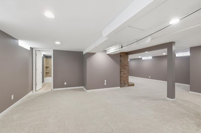 3131 Parkview Boulevard, Robbinsdale, MN 55422