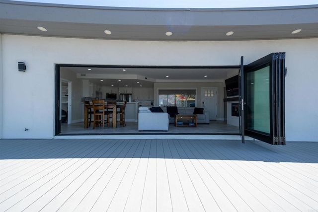 1110 Monterey Drive, El Cajon, CA 92020