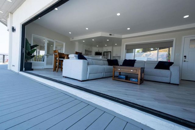 1110 Monterey Drive, El Cajon, CA 92020