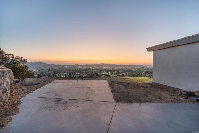 1110 Monterey Drive, El Cajon, CA 92020