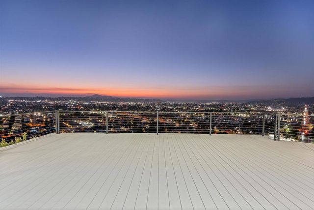 1110 Monterey Drive, El Cajon, CA 92020