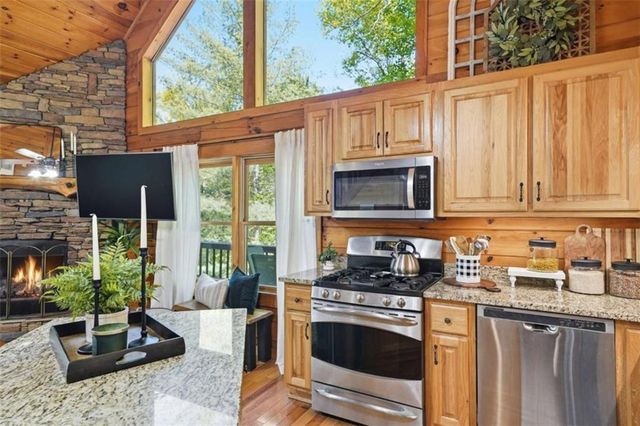 288 Kim Bolton Drive, Morganton, GA 30560