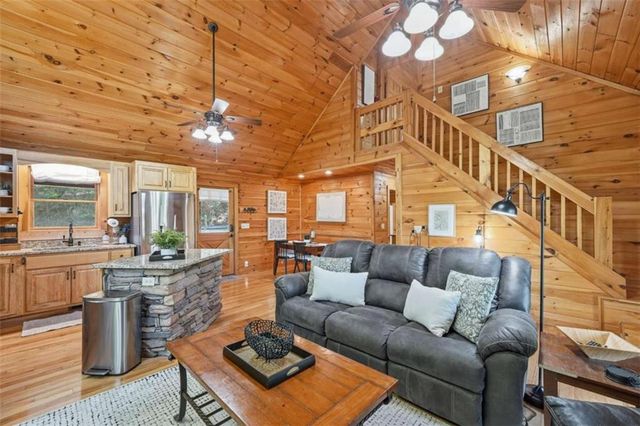 288 Kim Bolton Drive, Morganton, GA 30560