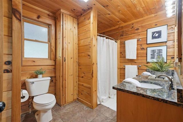 288 Kim Bolton Drive, Morganton, GA 30560