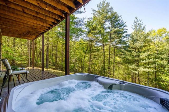288 Kim Bolton Drive, Morganton, GA 30560