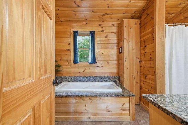 288 Kim Bolton Drive, Morganton, GA 30560