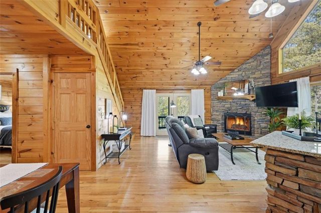 288 Kim Bolton Drive, Morganton, GA 30560
