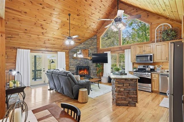 288 Kim Bolton Drive, Morganton, GA 30560