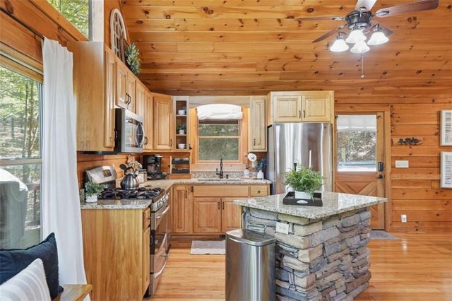 288 Kim Bolton Drive, Morganton, GA 30560