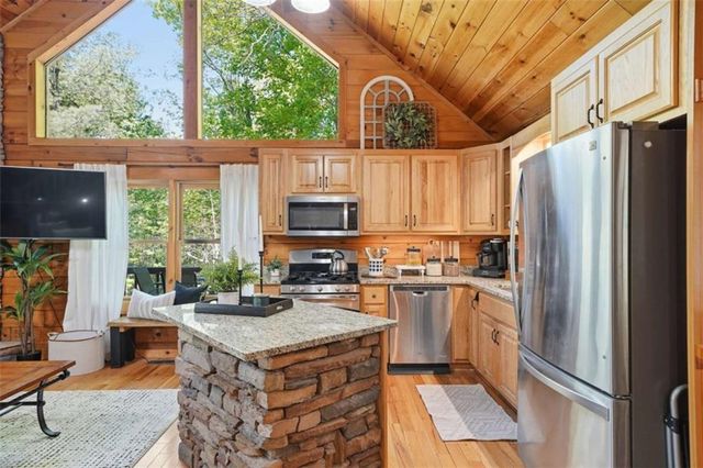 288 Kim Bolton Drive, Morganton, GA 30560