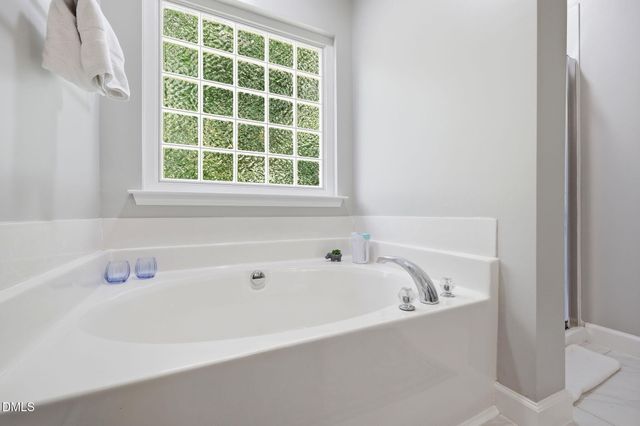 105 Little Meadow Court, Holly Springs, NC 27540